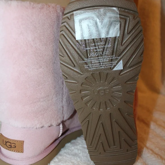 UGG WATER RESISTANT SHEARLING CUFF SUEDE BOOTS NEW - Picture 5 of 8